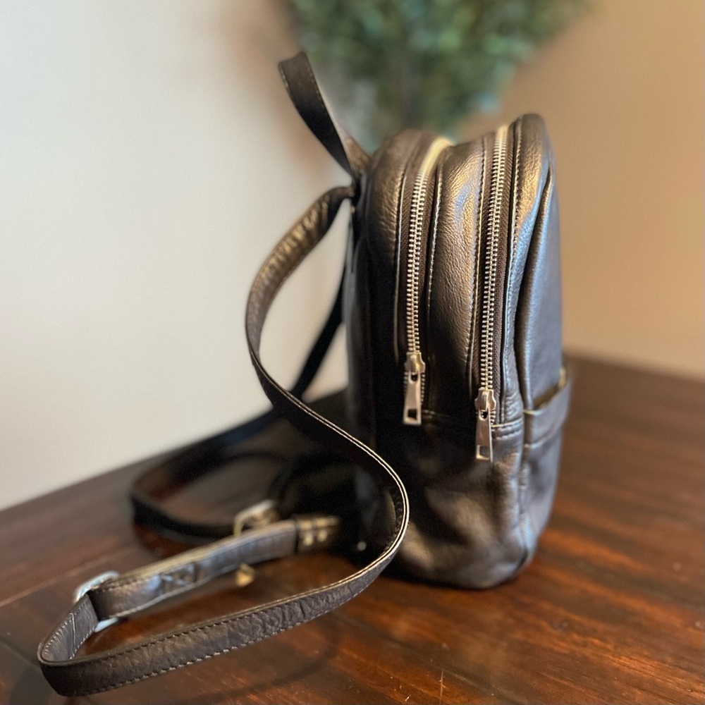 Still Nordic Anouk City Black Leather Backpack - Picture 4 of 11